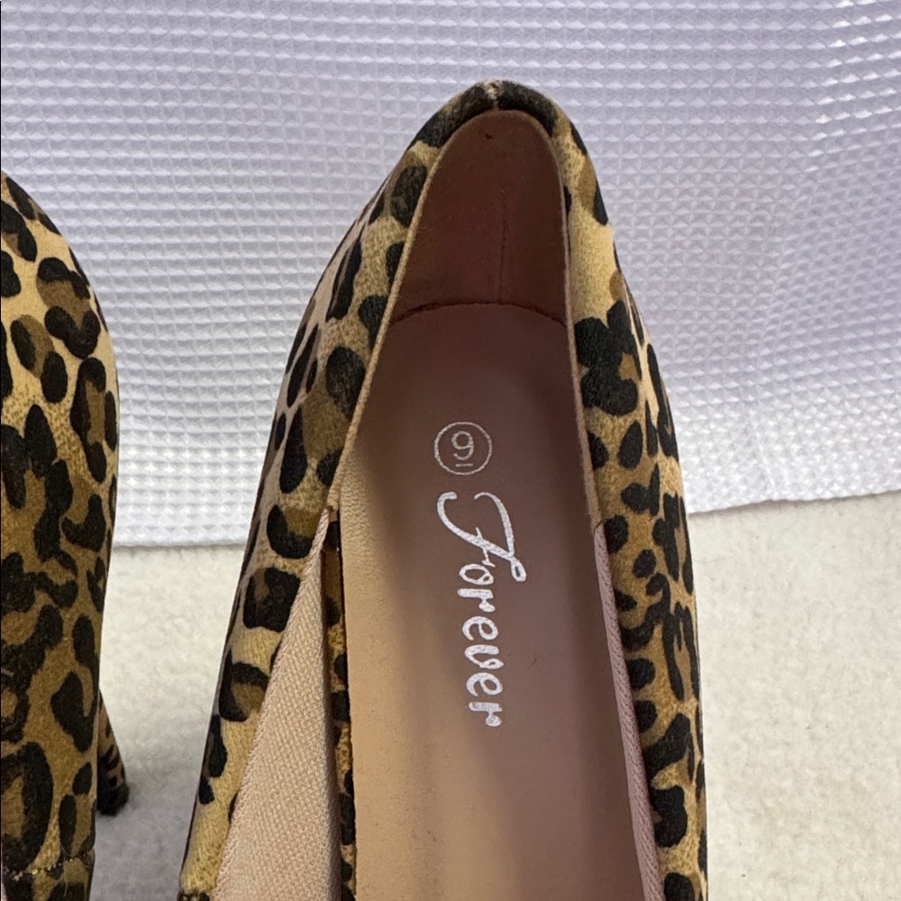 FOREVER Leopard Stiletto Platform Heels New Size 9 Tan Brown Black Sexy Shoes - Picture 9 of 14
